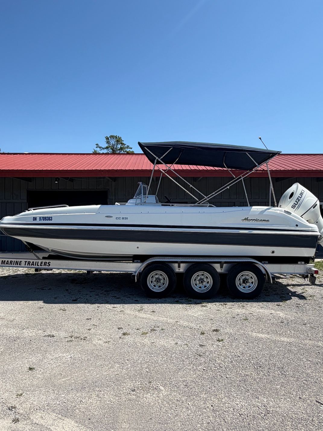 2017 Hurricane CC231 full side view
